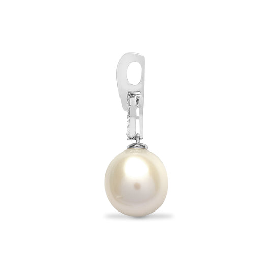 18ct White Gold 0.21ct Diamond Pearl Pearl Full Moon Drop Pendant - 18P149