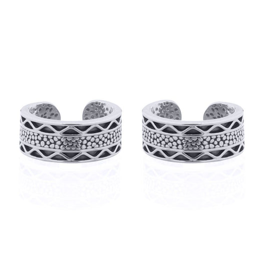 Silver  Cobbled Reptile Pattern Slip-on Helix Cuff Earrings - AEC013