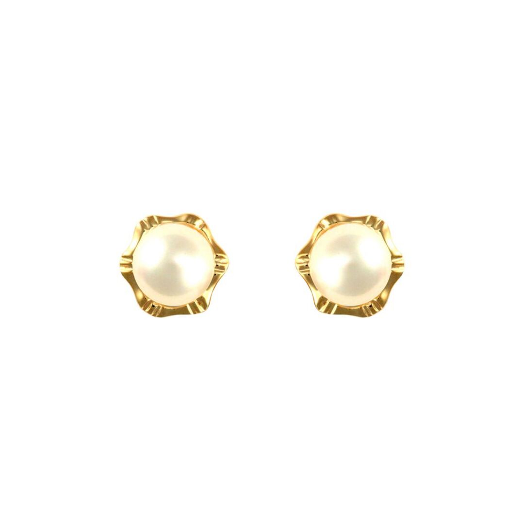 9ct Gold  Akoya Pearl Flower Stud Earrings 5.5-6mm - JES342
