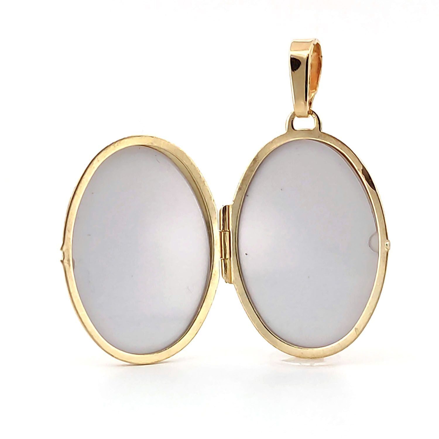 Ladies 9ct Gold  Floral Engraved Oval Locket Pendant - JLC108