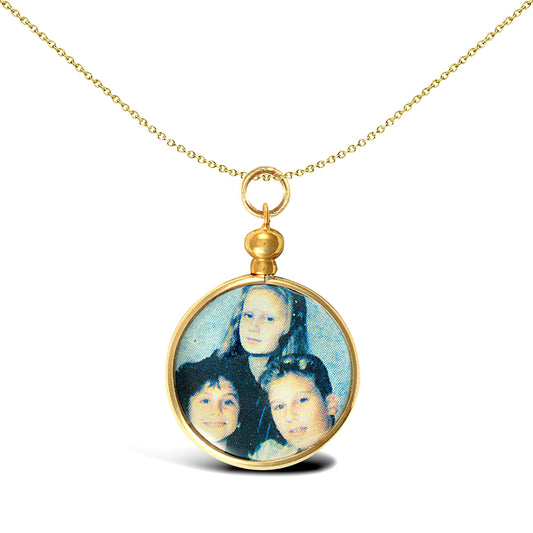 9ct Gold  Picture Frame Plastic Locket Pendant Small 22mm - JPD261
