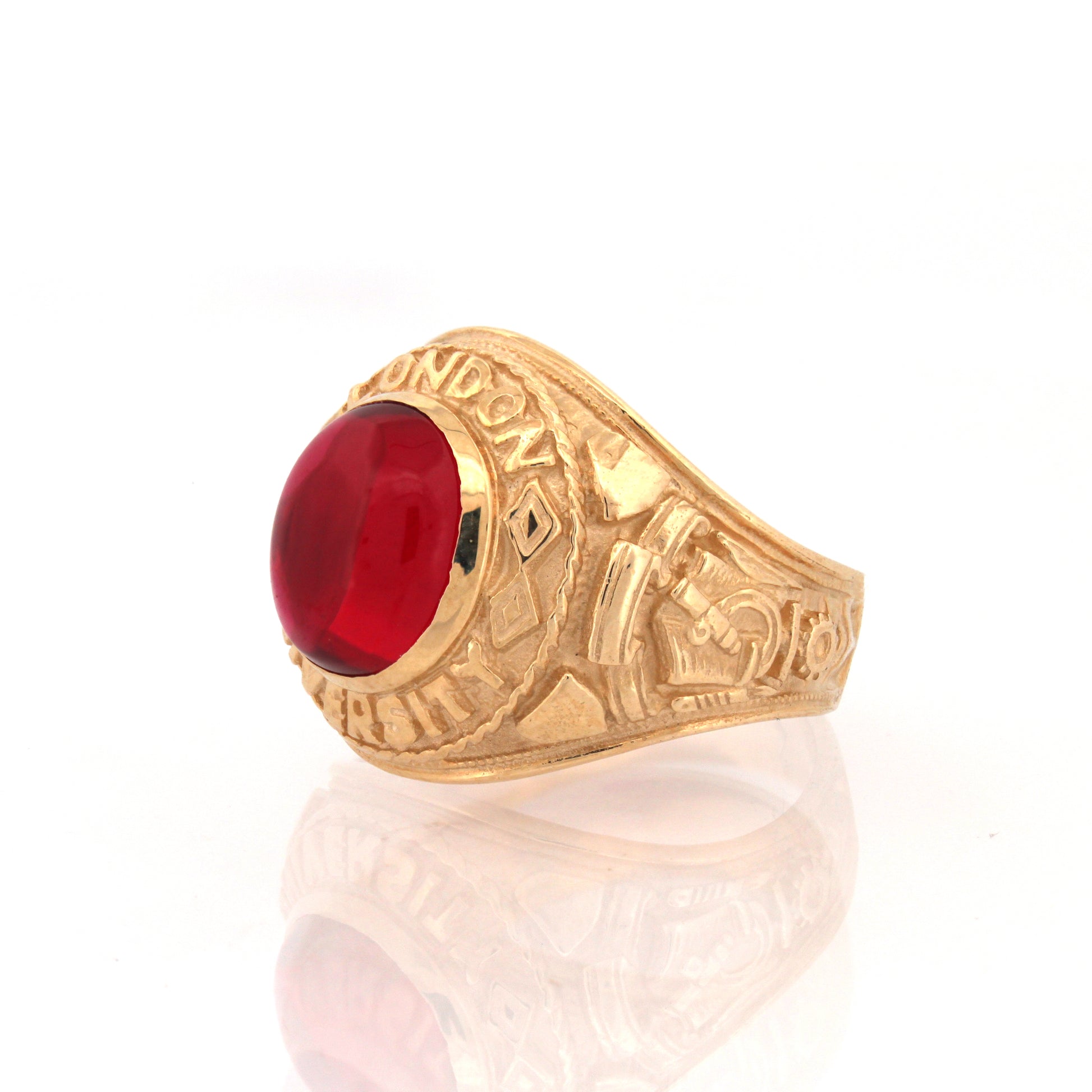 Mens 9ct Gold  Ruby-Red Oval Cabochon CZ University College Ring - JRN342